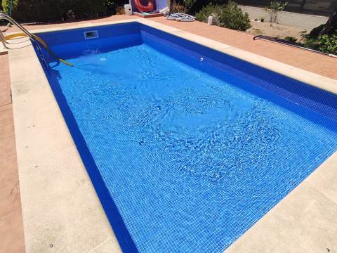 Pool filling with a tanker truck in Sol de Mallorca, Calvià