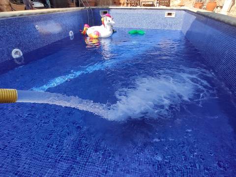 Pool filling with a tanker truck in Bendinat, Calvià