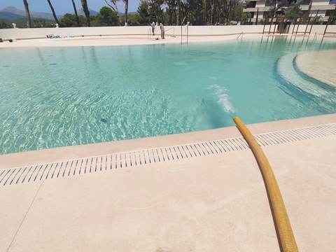 Pool filling with a tanker truck in El Toro, Calvià