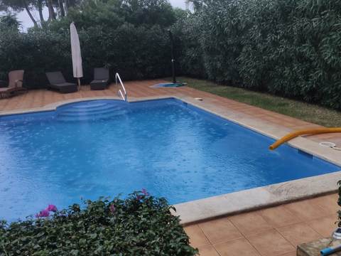 Pool filling with a tanker truck in Santa Ponça, Calvià